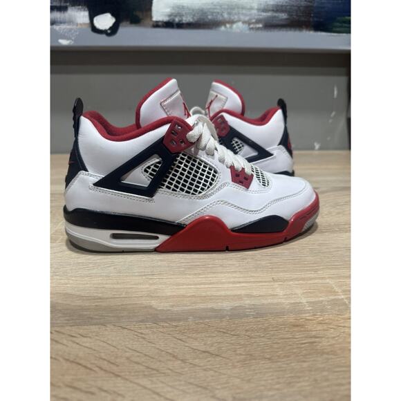 Size 5.5 (GS) - Jordan 4 Retro OG 2020 Low Fire Red - Picture 1 of 4